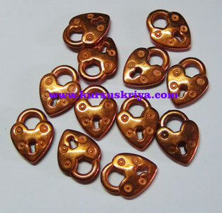 Liontin Model Gembok Dari Plastik, 12 pcs (BAW0252) - Image 2
