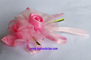 Korsase bunga pink organdi