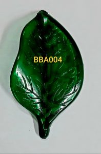 Daun akrilik bergelombang