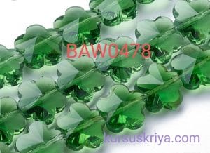 Manik kaca kupu kupu green