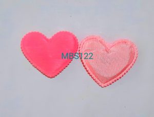 Aplikasi bentuk hati pink