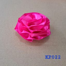Kuntum mawar satin warna rose madder lake