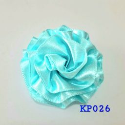 Kuntum bunga mawar satin warna blue green