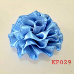 Kuntum bunga mawar satin warna ultramarine