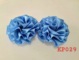 Kuntum bunga mawar satin warna ultramarine