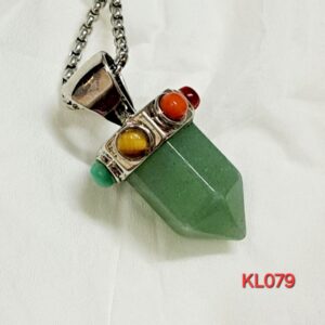 Liontin pendulum green aventurin hiasan 7 cakra rantai stainless steel warna silver