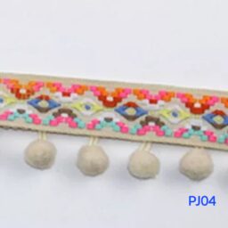 Renda bordir etnik dengan hiasan pompom warna beige