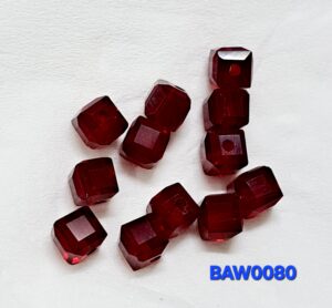 Manik-manik kristal austria bentuk kotak 6 mm warna black red clear