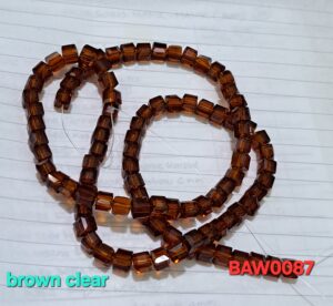 Manik-manik kristal austria bentuk kotak facet 6 mm warna brown clear