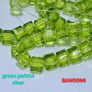 Manik-manik kristal austria bentuk kotak facet 6 mm warna green peridot clear