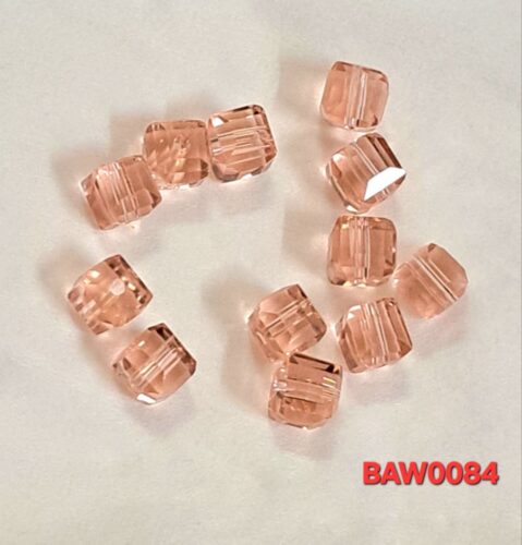 Manik-manik kristal austria bentuk kotak facet 6mm warna salem clear