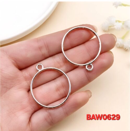 Bezel lingkaran warna silver