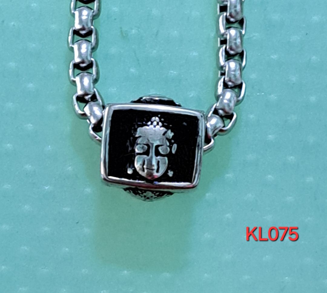 Kalung rantai stainless steel 2 mm buddha charm cube 316L