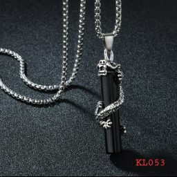 Kalung naga pilar hitam solid rantai stainless steel