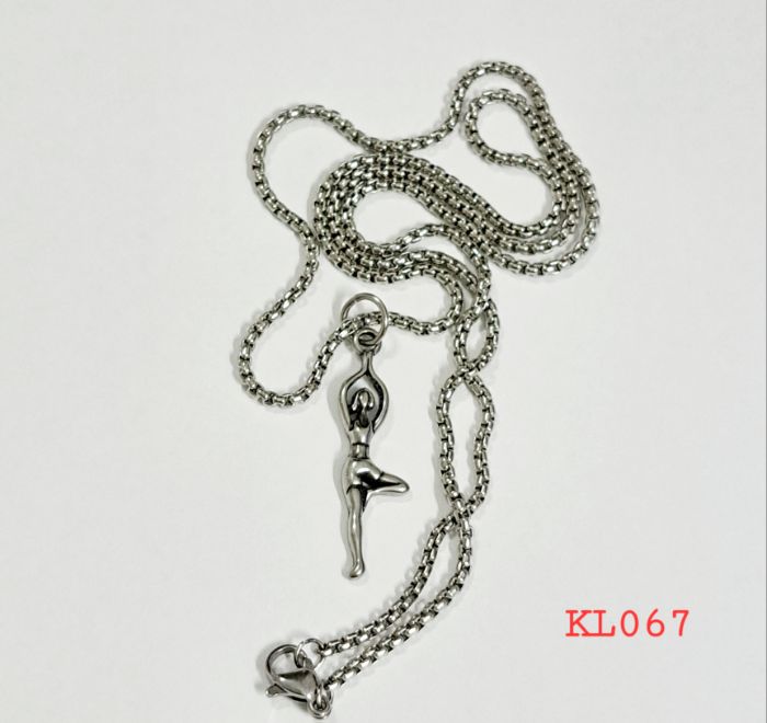 Kalung rantai stainless steel liontin 316L postur yoga vrikshasana