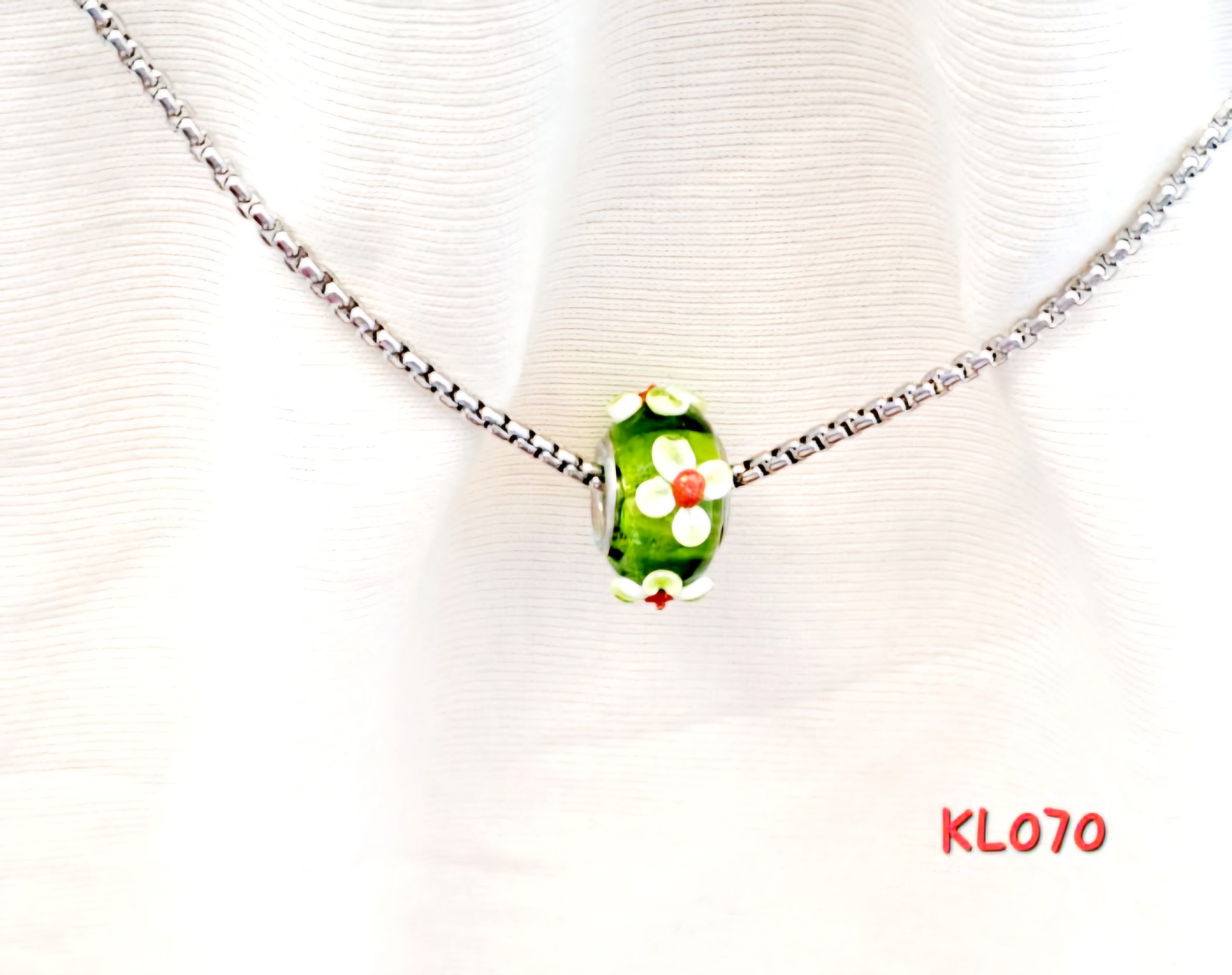 Kalung rantai stainless steel liontin lampwork hijau