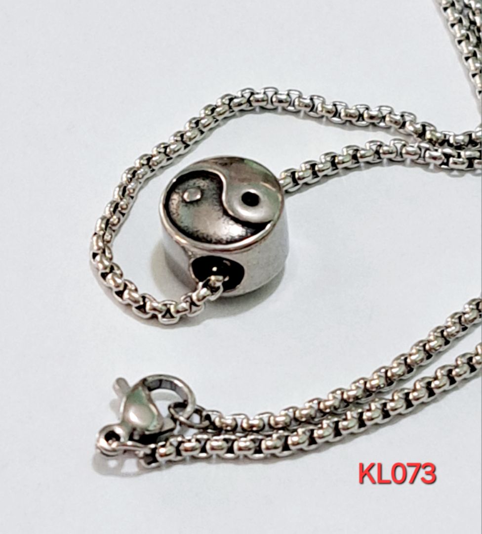 Kalung rantai stainless tai chi yin-yang charm 316L